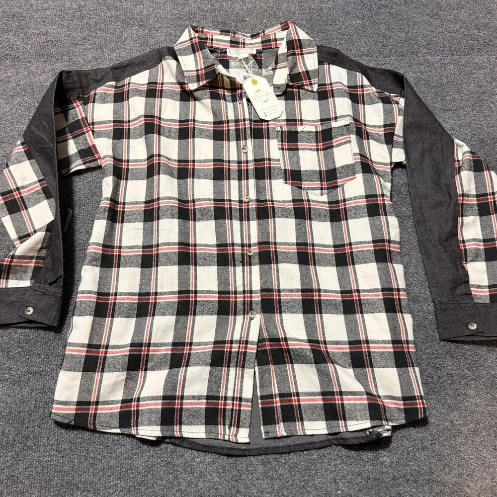 Loveriche Shirt Womens Medium Black Plaid Flannel Button Up Star Back Design